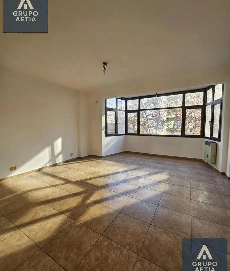 Alquiler Departamento en Quilmes 3 Amb c/ cochera 4