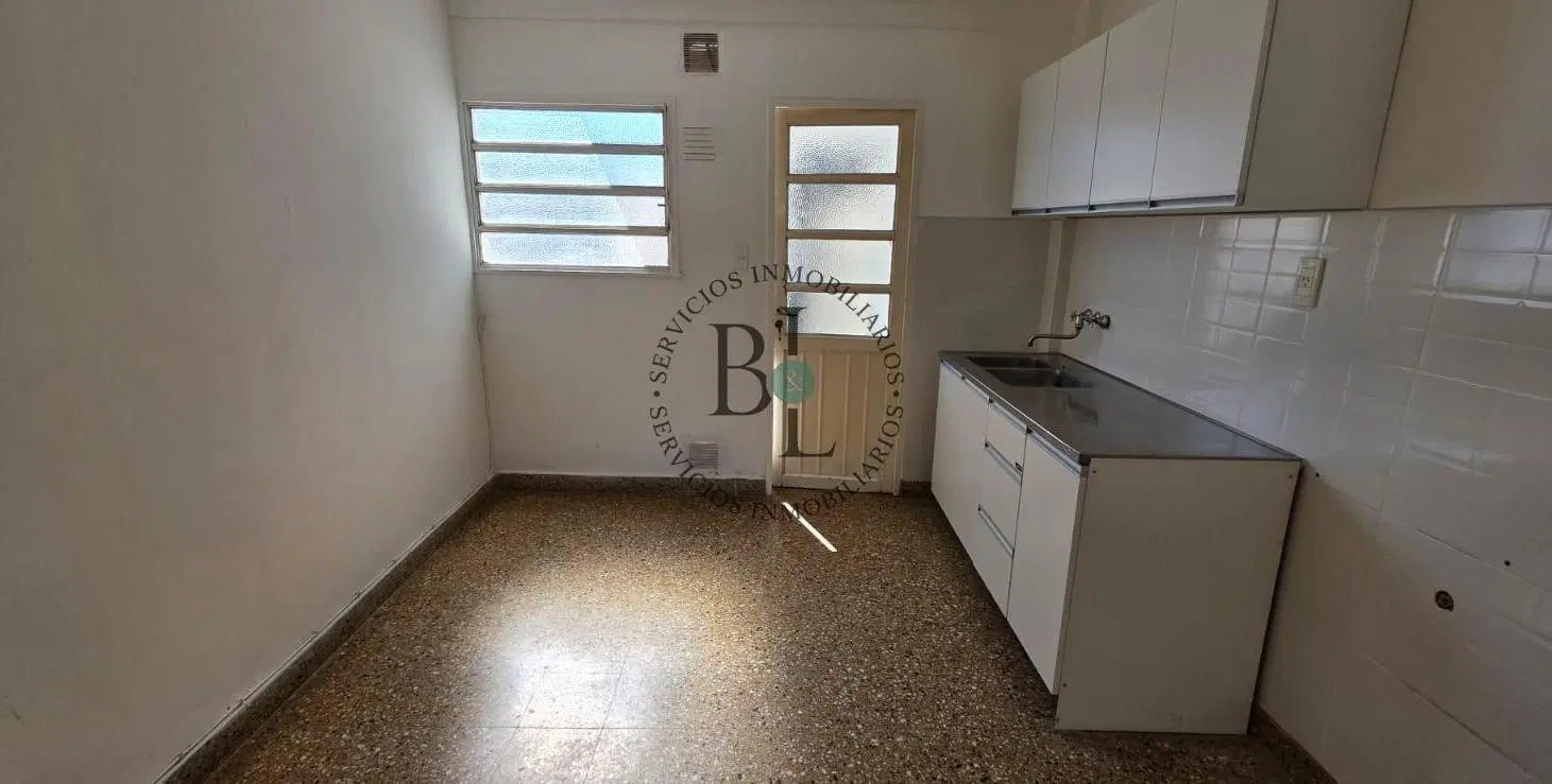 Departamento en venta 2 dormitorios 2 baños zona macro centro 2