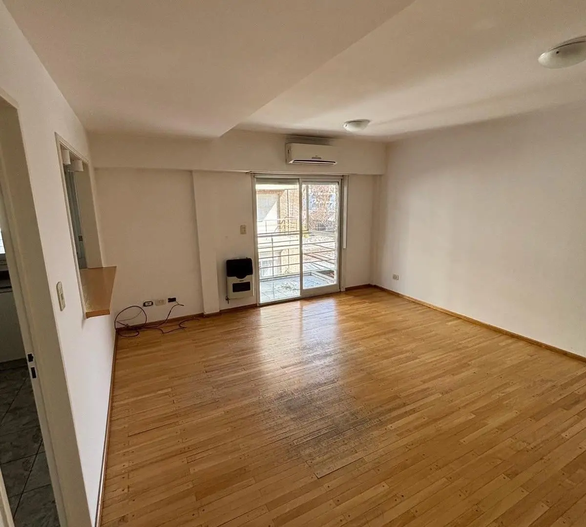 VENTA Departamento 3 AMB en Dúplex con Cochera Victoria San Fernando 2