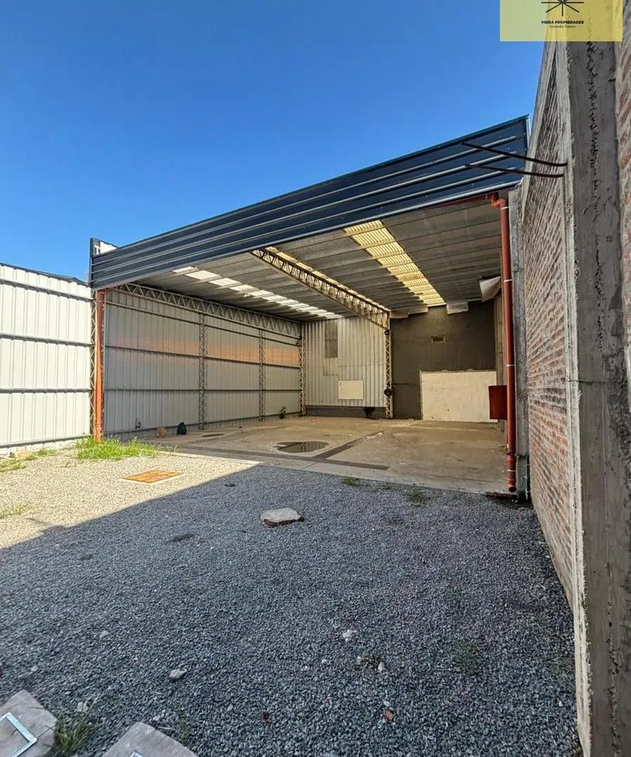 Alquiler Galpón de 150 m2 cubiertos altura triple carga en Tortuguitas 3
