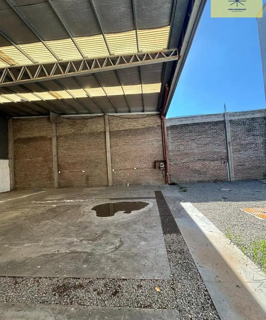 Alquiler Galpón de 150 m2 cubiertos altura triple carga en Tortuguitas 5