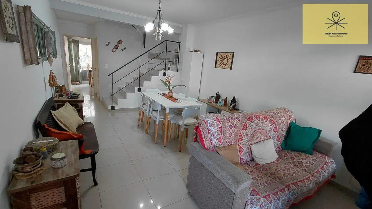 VENTA TRIPLEX 5 AMB tres plantas Cochera Apto Crédito Tigre Centro ¡No Existe! 4