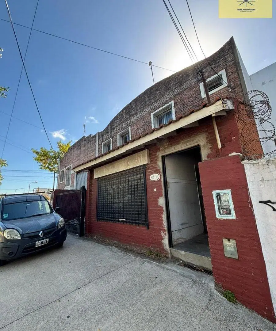 ALQUILER Galpón de 10 x 30 con entre piso de 150 mt en San Fernando 4