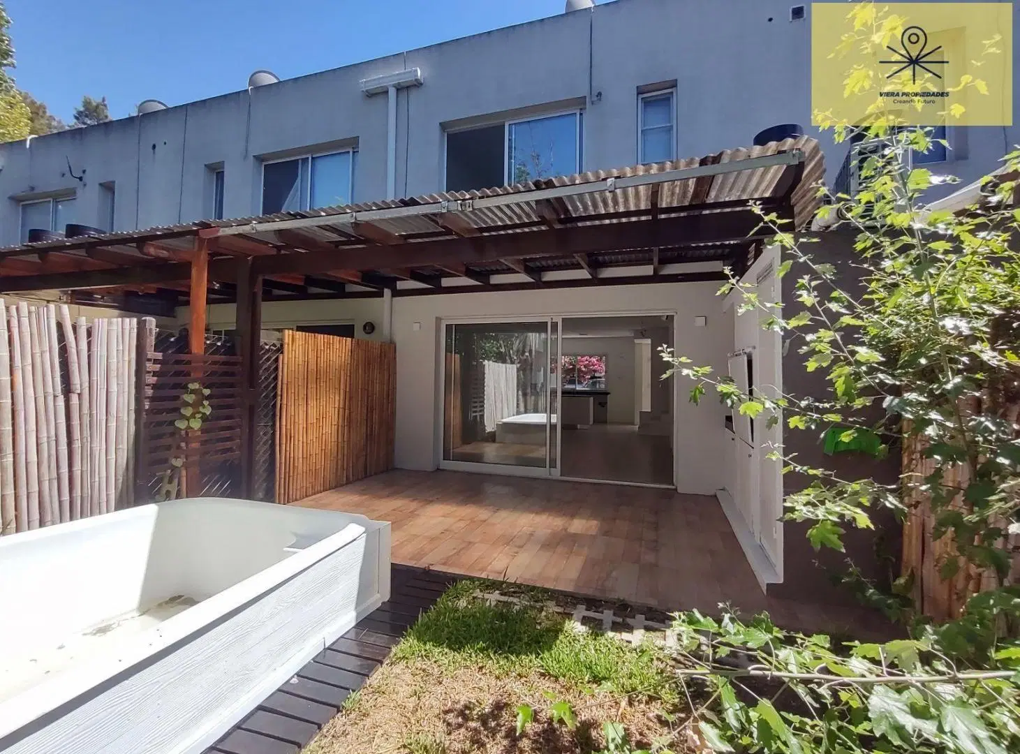 ALQUILER Duplex 3 amb en suite jardín pileta cocheras Jardines de Milberg 5