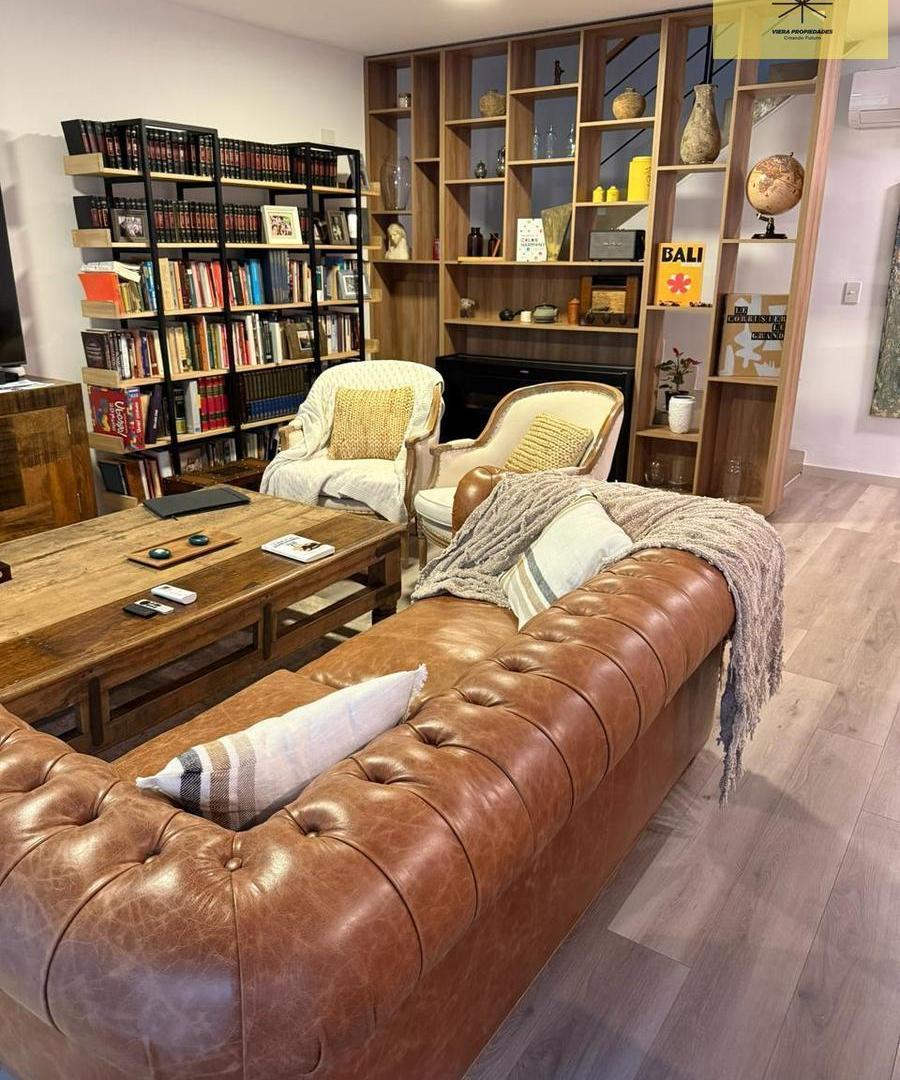 Foto de CASA EN TRIPLEX DE 6 AMB 2 COCHERAS OPCIONALES. BARRIO EUCALIS, SAN, imagen 4