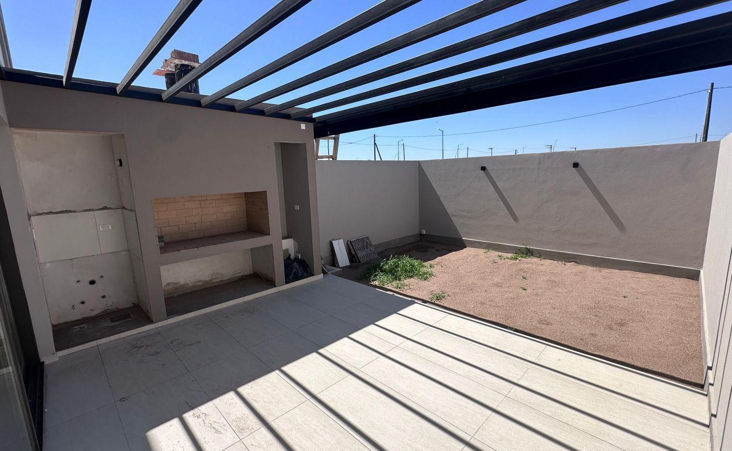 DUPLEX 3 DORMITORIOS - CAMPOS DE MANANTIALES