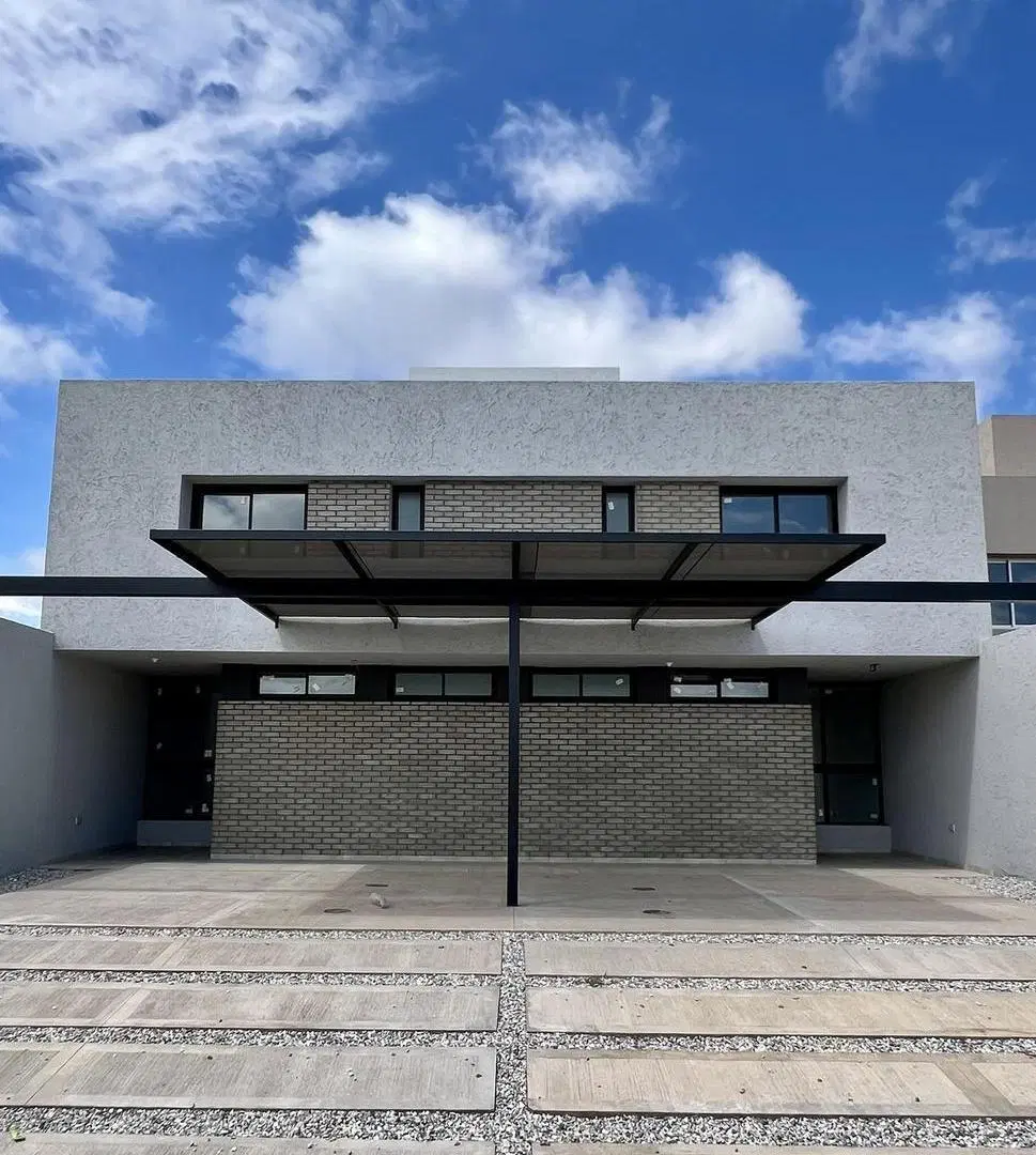 DUPLEX FRENTE A ESPACIO VERDE - SOLARES DE MANANTIALES 2