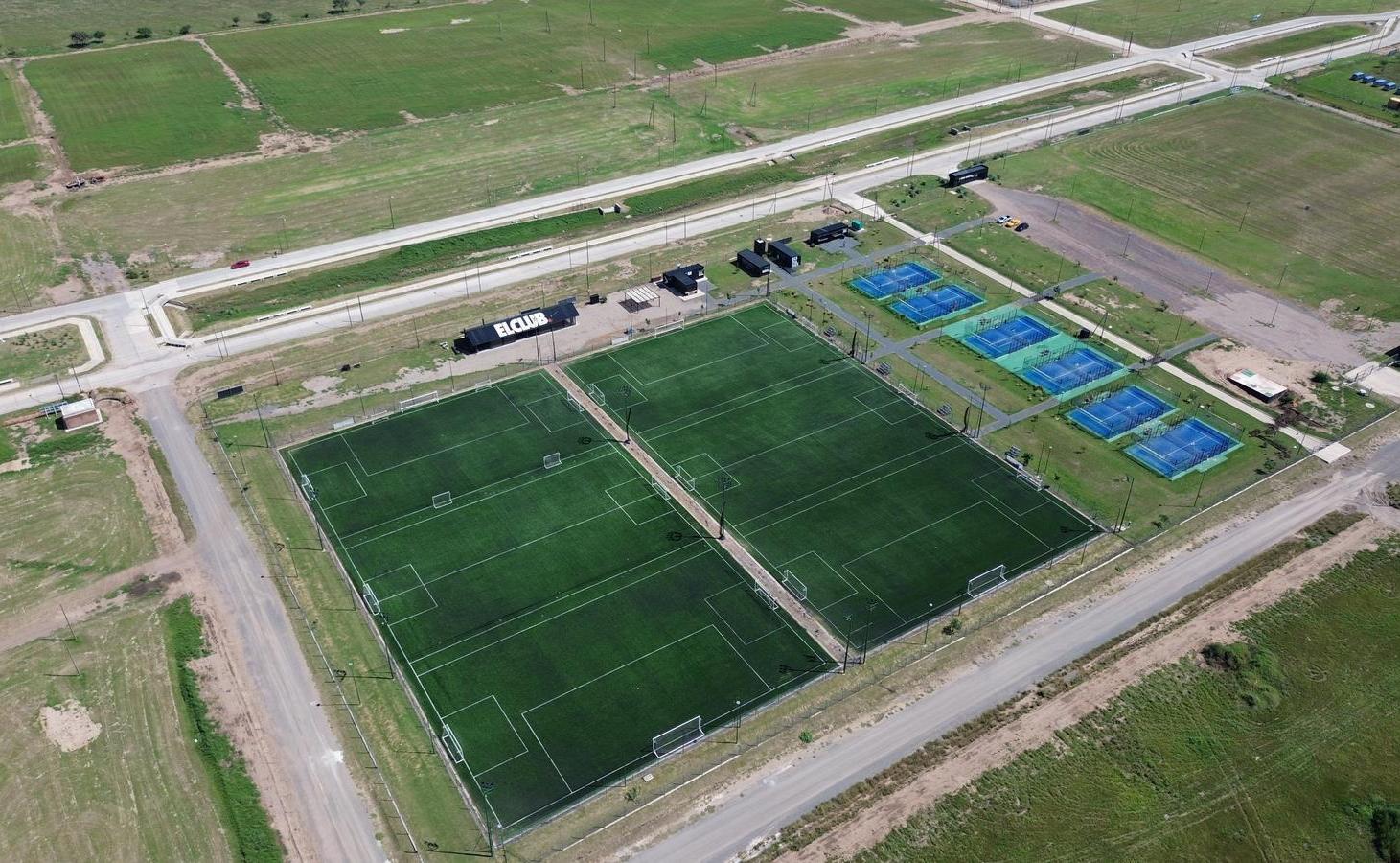 Foto de LOTE EN VENTA - PAMPAS DE MANANTIALES, imagen 3
