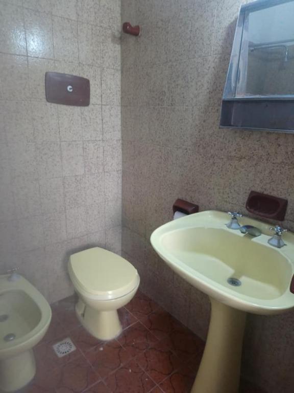 Foto de Venta. Oportunidad !! PH de 4 Amb + Departamento 3 Amb. al fondo. Barrio Las Américas., imagen 4