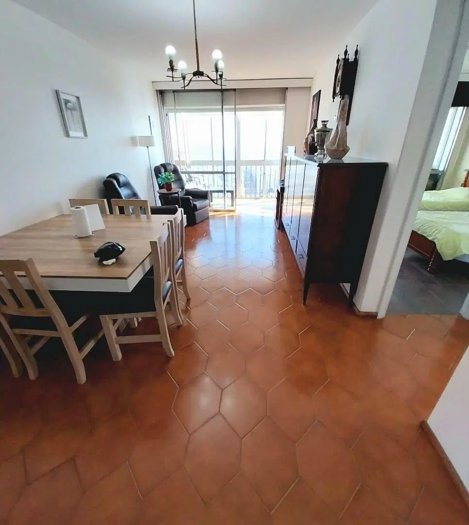 IMPECABLE DEPARTAMENTO CON VISTA AL MAR 2