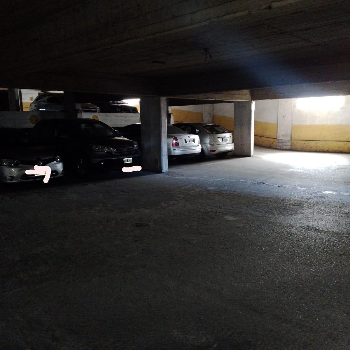 Foto de VENTA COCHERA LA RIOJA Y MORENO, imagen 3