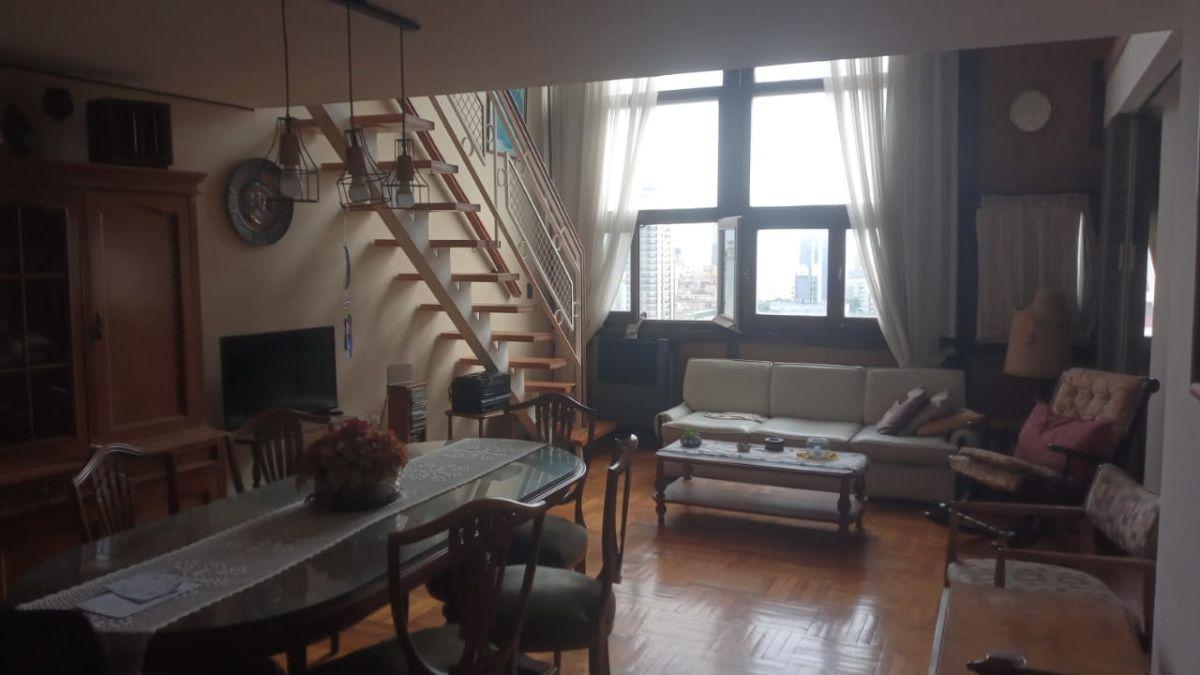 Foto de VENTA DUPLEX DE 3 AMBIENTES- PLENO CENTRO - VISTA-, imagen 2