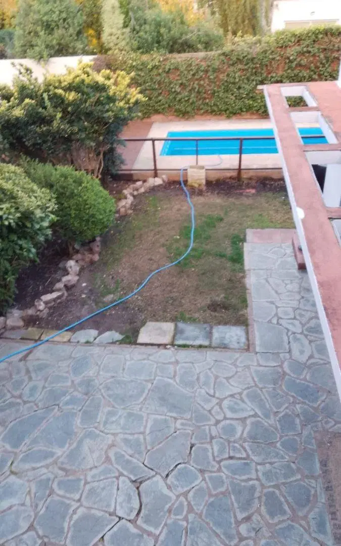 ALQUILER CHALET PARQUE LURO- CON PARQUE, PÍLETA Y GARAGE- 2