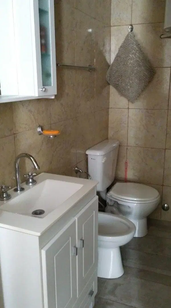 ALQUILER POR 12 O 24 MESES 1 AMBIENTE LURO Y CORRIENTES 3