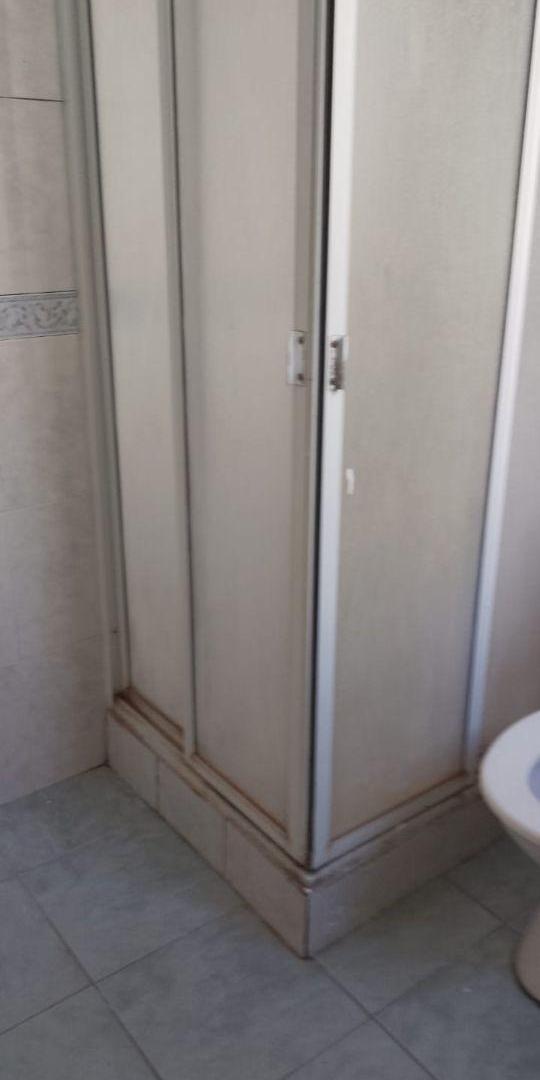 Foto de ALQUILER 2 AMBIENTES CHICOS- PZA MITRE- SIN EXPENSAS-, imagen 4