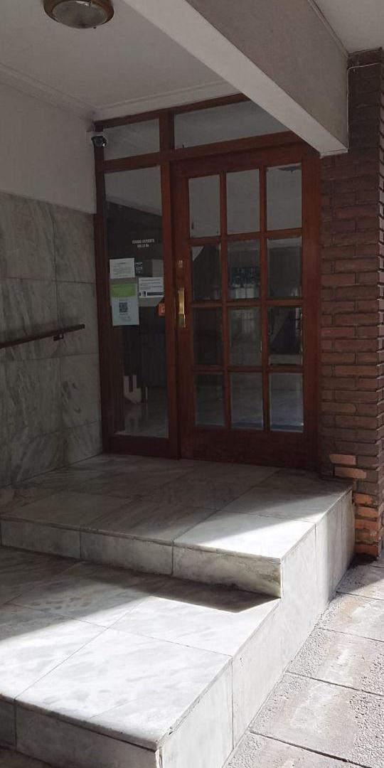 Foto de ALQUILER 24 MESES- SEMIPISO 4 AMBIENTES SAN LUIS Y GASCON, imagen 1