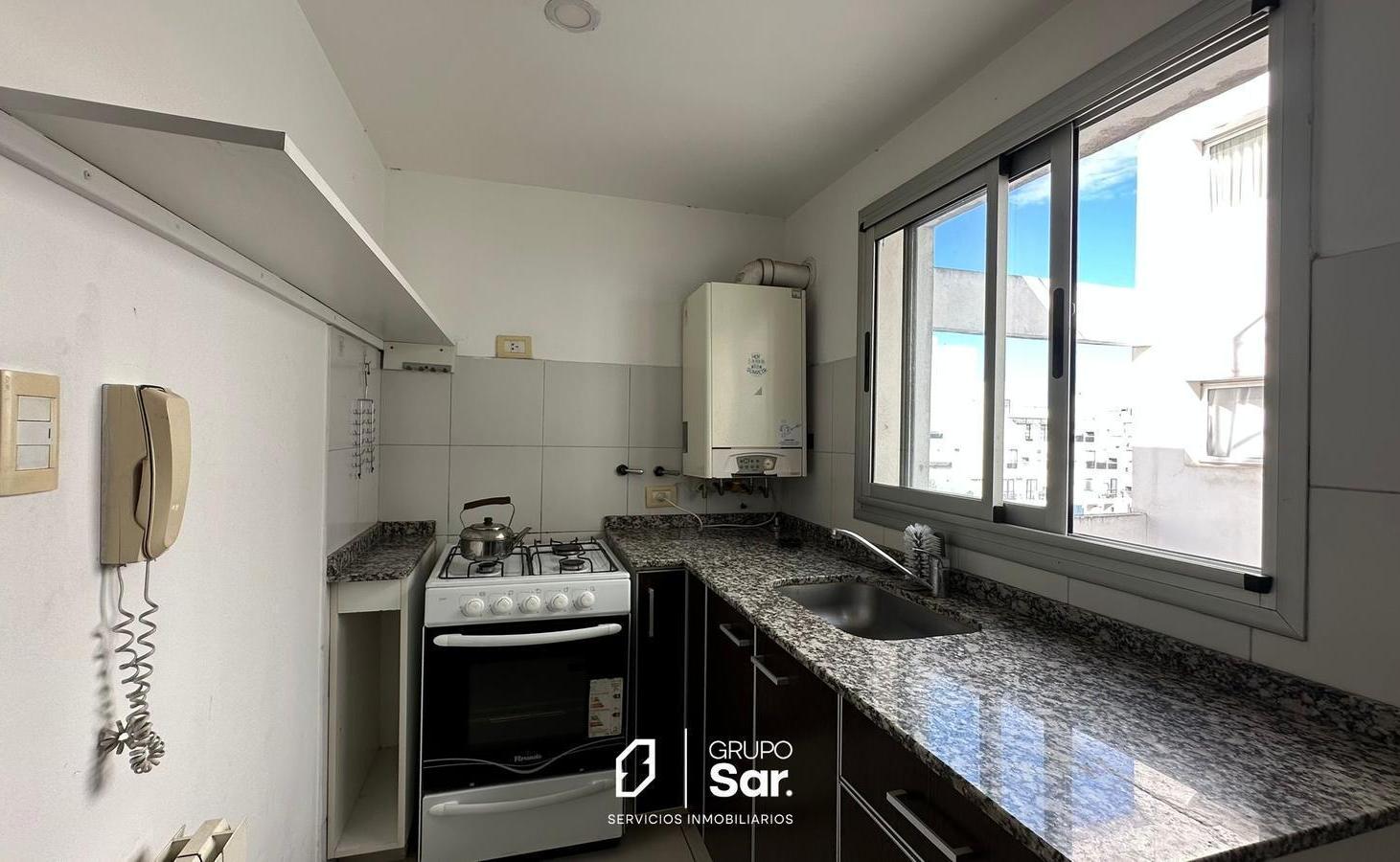 Foto de DEPARTAMENTO 2 DORMITORIOS CON ASADOR, imagen 3