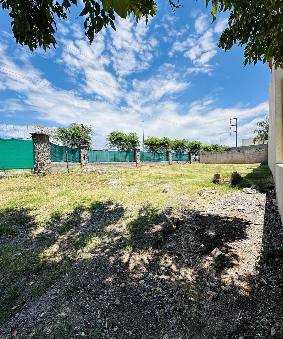 Lote en Venta CHACRA DEL NORTE 360 mts. Apto Duplex