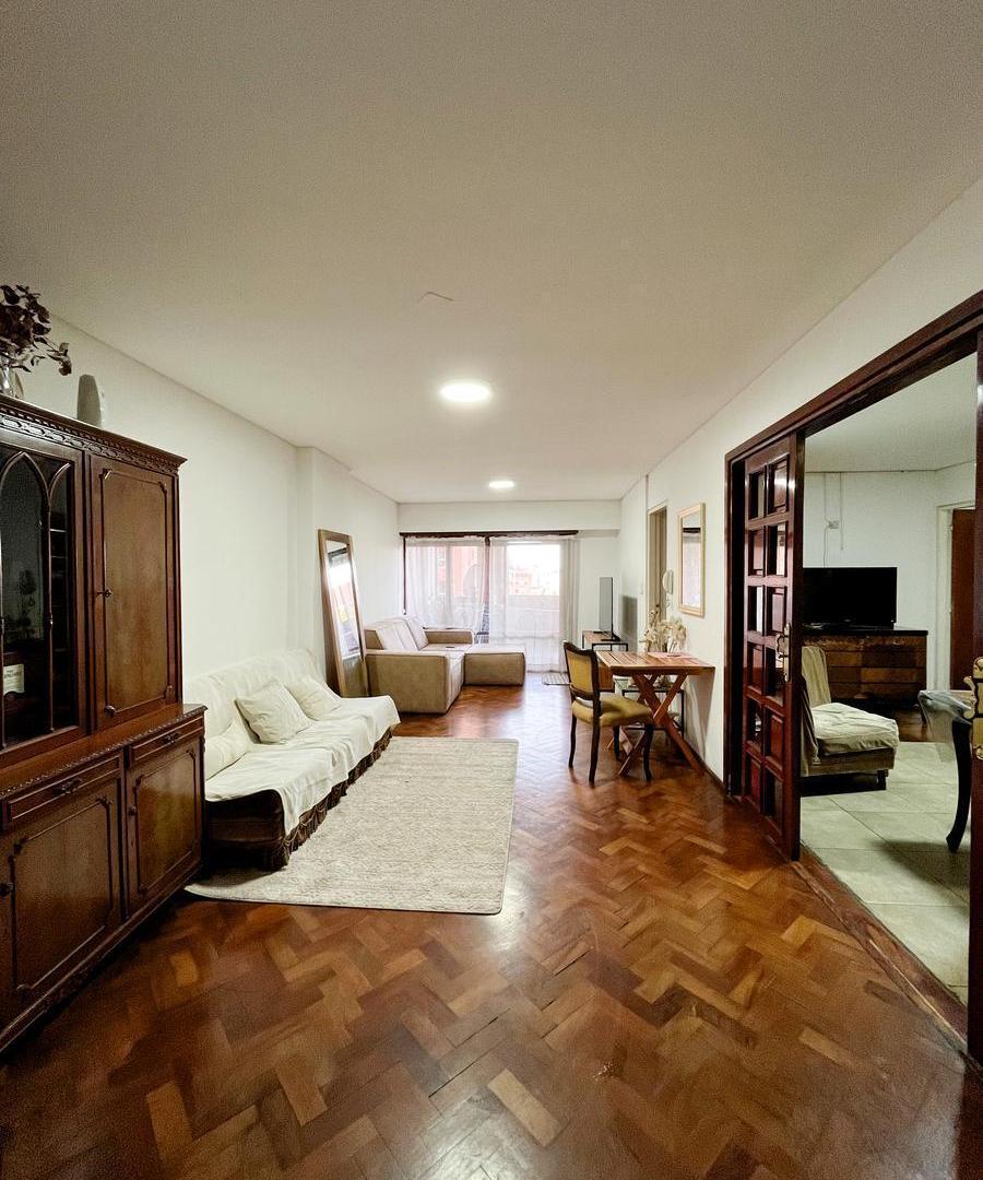 Foto de Departamento en Venta Nueva Córdoba Semi Piso con Cochera, imagen 2