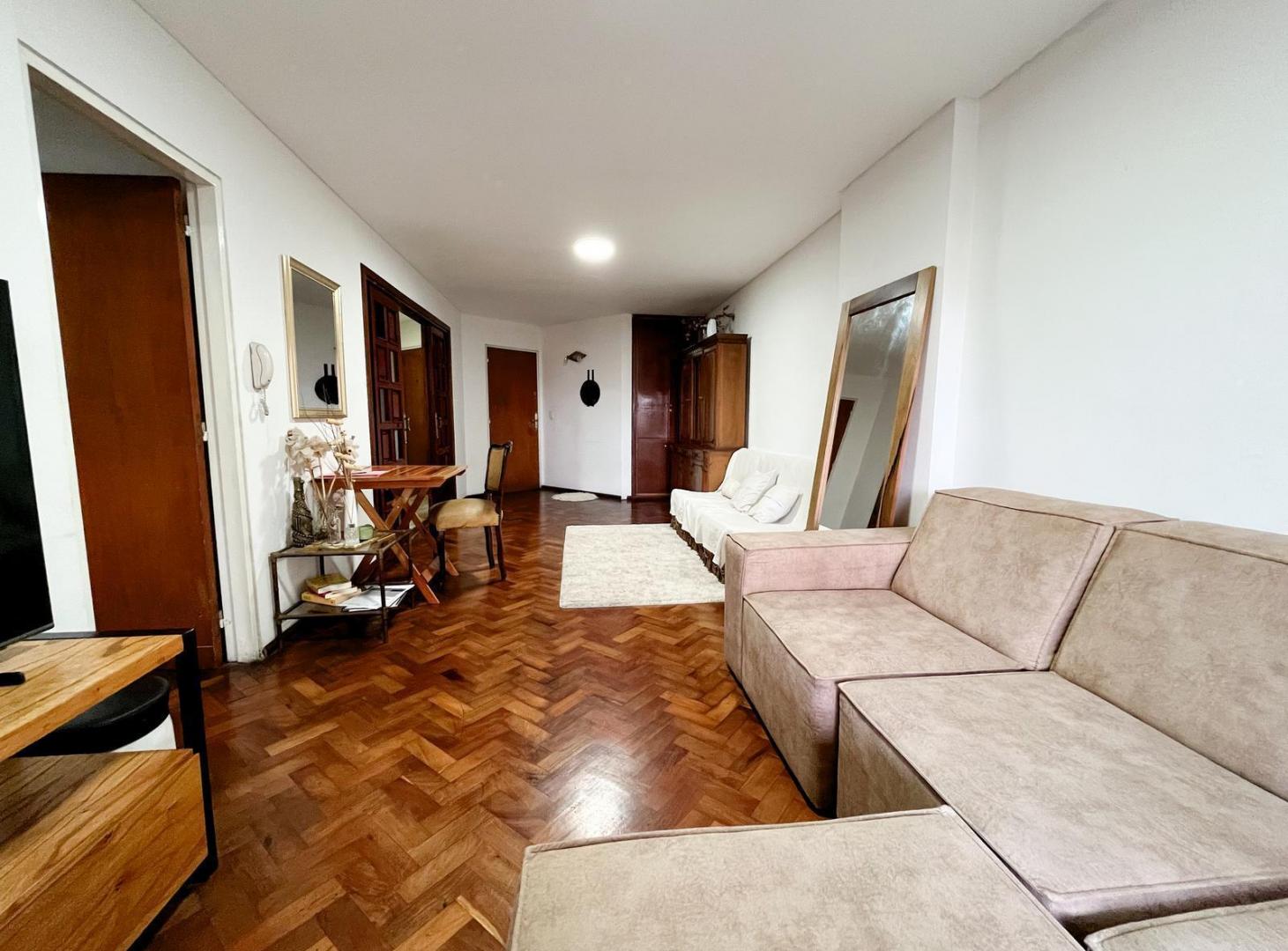 Foto de Departamento en Venta Nueva Córdoba Semi Piso con Cochera, imagen 1