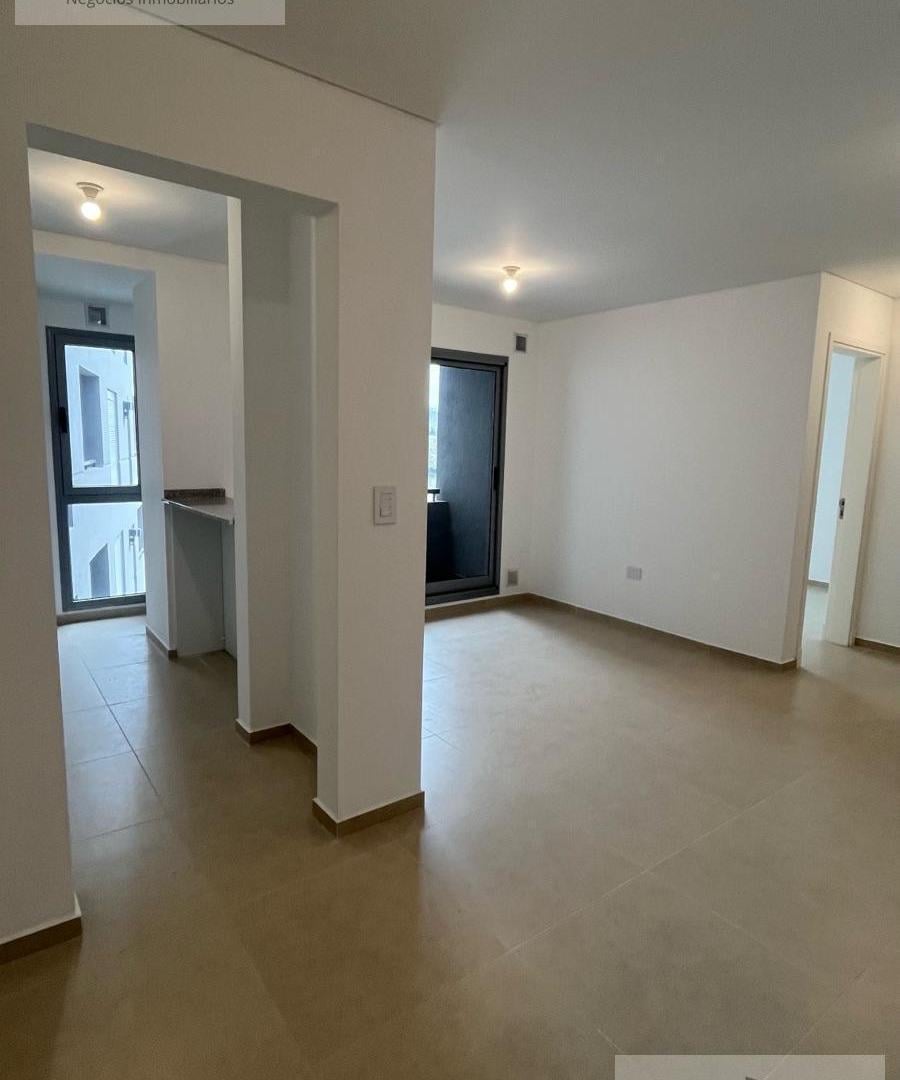 Foto de Alquiler Depto 1 Dorm. Bv. Perón al 900, imagen 4