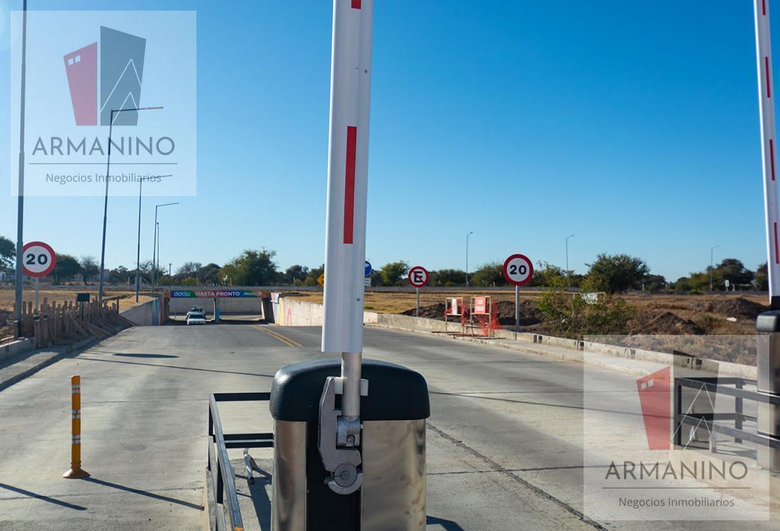 Foto de Lote en Venta Docta Central 2 Posesion 2028 APTO DUPLEX, imagen 2