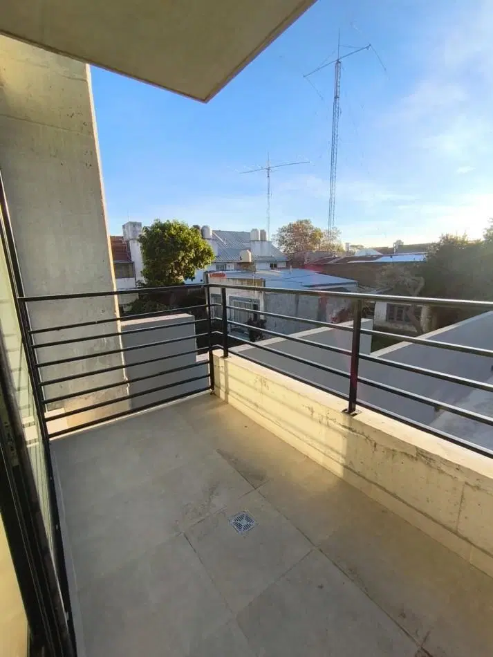 DEPARTAMENTO 1 AMB DIVIDIDO, CON BALCON, A ESTRENAR - ZONA: SAN JUAN 3
