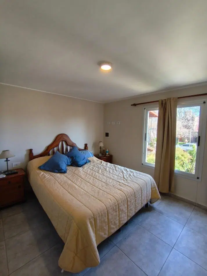 DUPLEX 3 AMB CON ENTRADA DE AUTO, QUINCHO Y PARQUE - ZONA: CAISAMAR 5