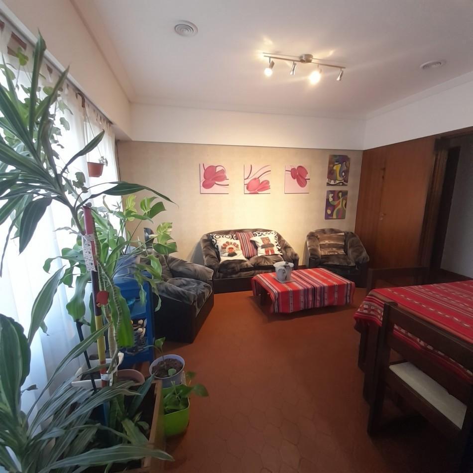 Foto de CHALET 6 AMB. EN PH, CON PATIO Y GARAGE - ZONA: PARQUE LURO, imagen 2