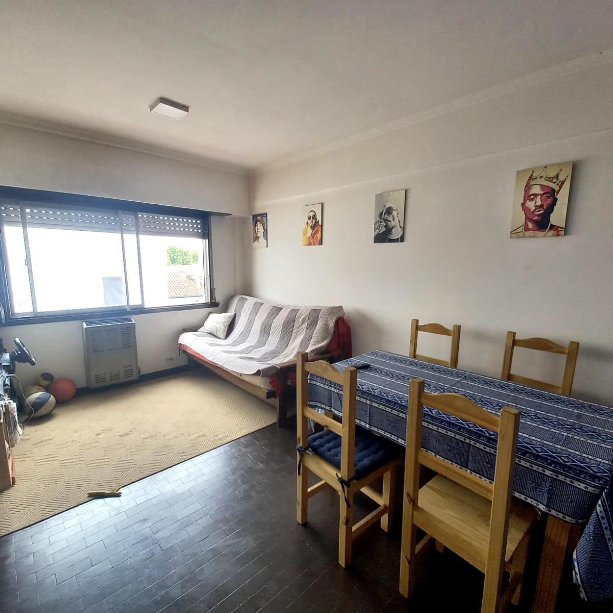 Departamento 2 ambientes con cochera