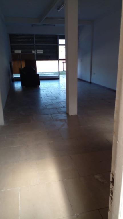 Venta de locales en block sobre avenidad Mario Bravo