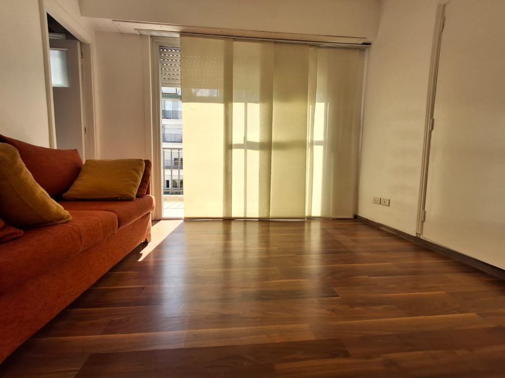 Foto de Departamento reciclado al frente con balcon terraza ., imagen 2