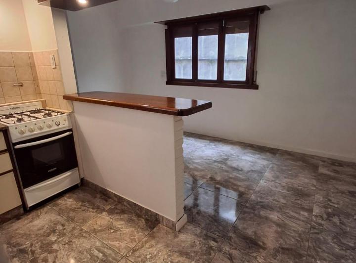 alquiler dto de 3 ambientes zona centro  3