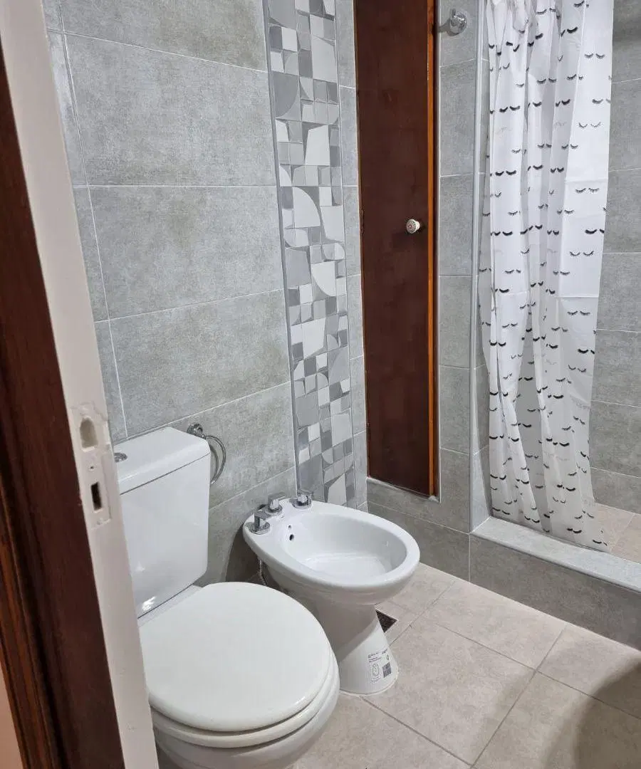 Departamento de 2 ambientes en alquiler. JULIO 5