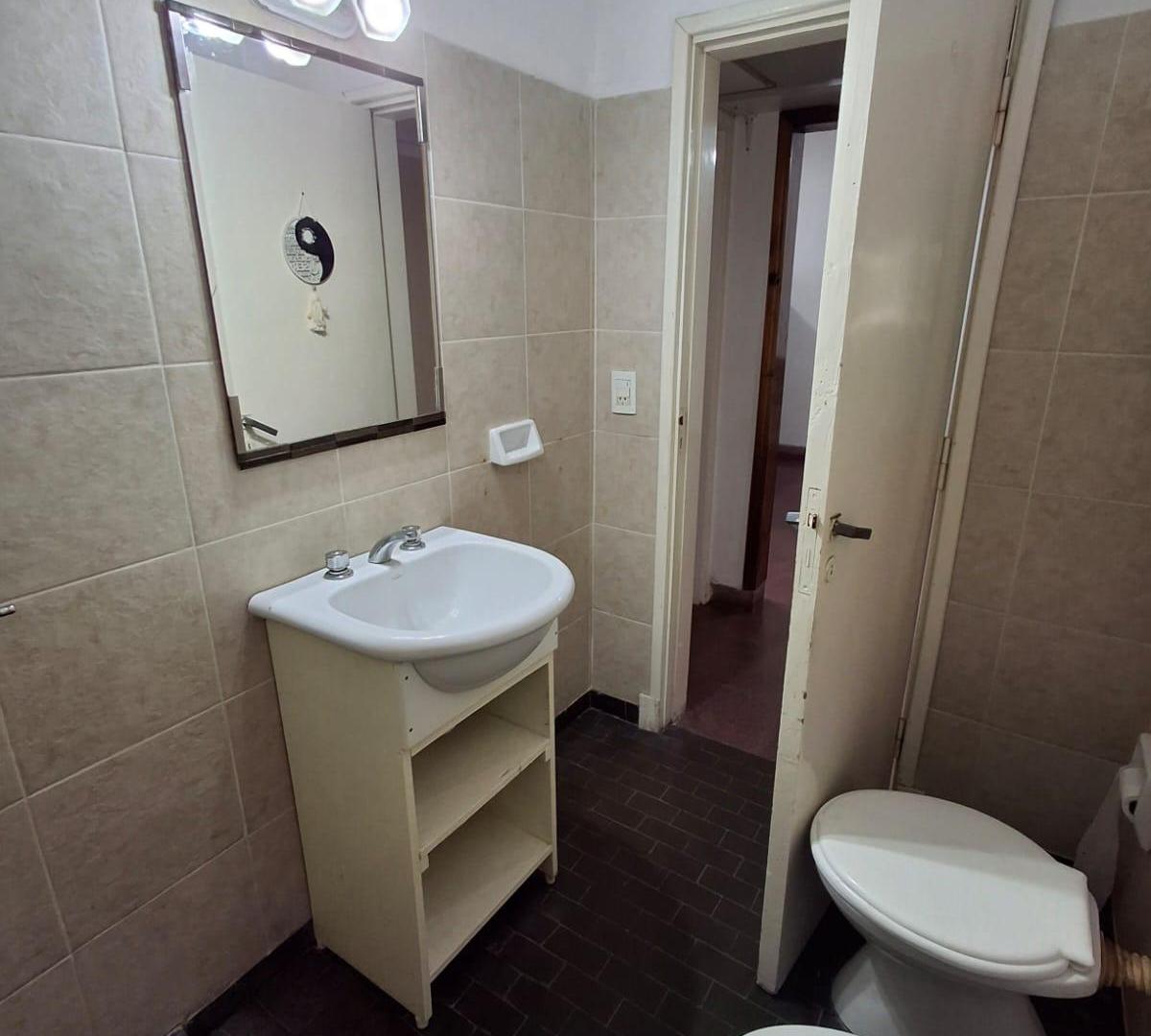 Foto de PH de 3 ambientes con patio y espacio para auto, imagen 4