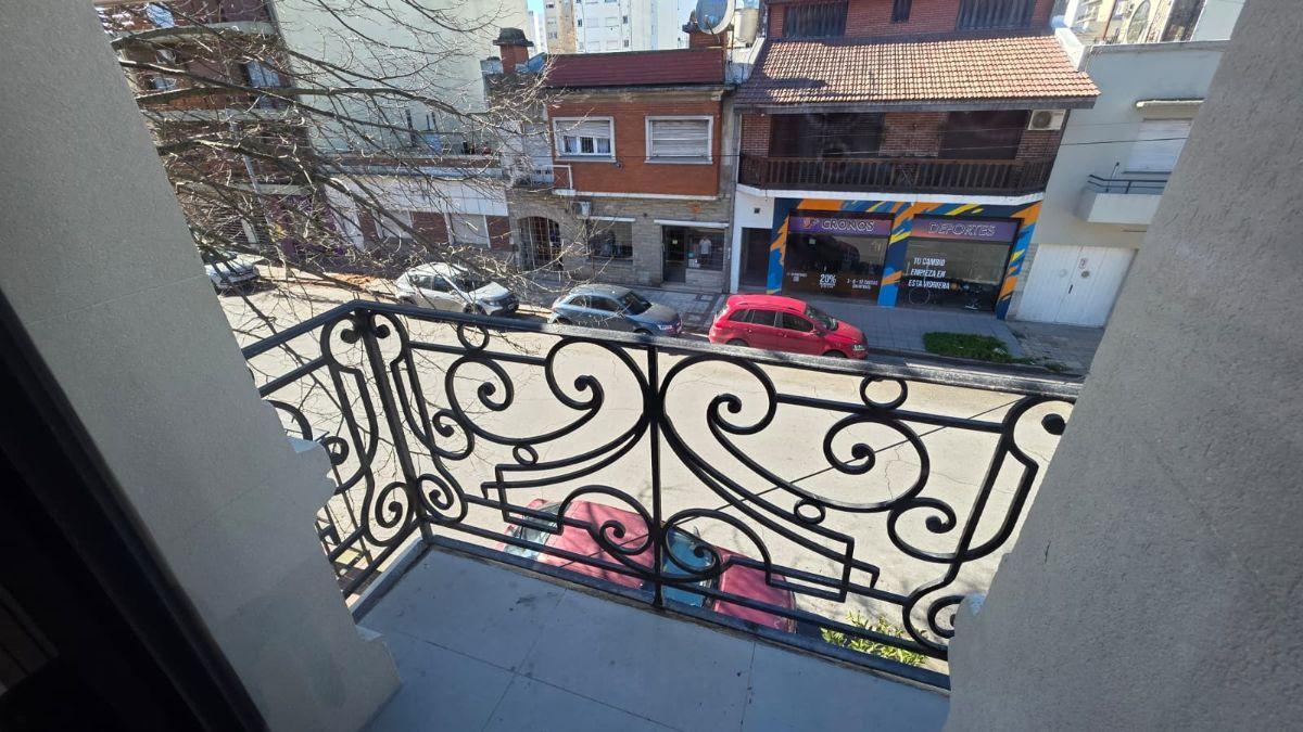 Foto de PH en Alquiler en Macrocentro, imagen 5