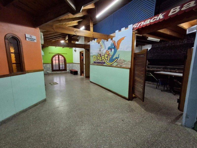 Foto de Local comercial en Alquiler en San Cayetano, imagen 4