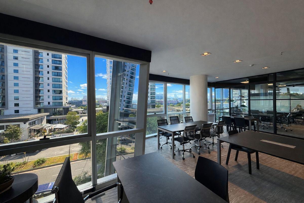 VENTA I OFICINA Wtc IV 2 cocheras I Madero Harbour I Puerto Madero