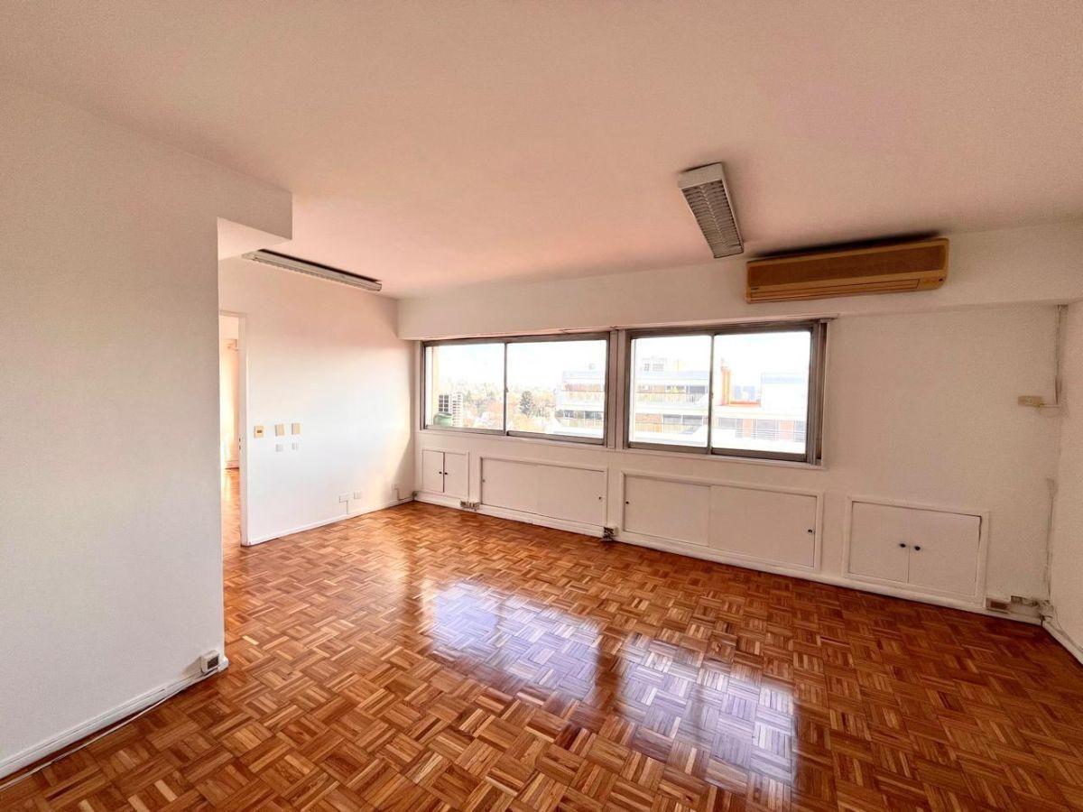 Foto de ALQUILER - OFICINA LUMINOSA- AV. LOS INCAS Y AV. FOREST, imagen 2