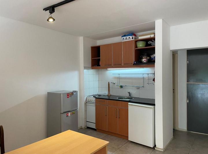 ALQUILER MONOAMBIENTE EN ALMAGRO DISPONIBLE 15/9 1