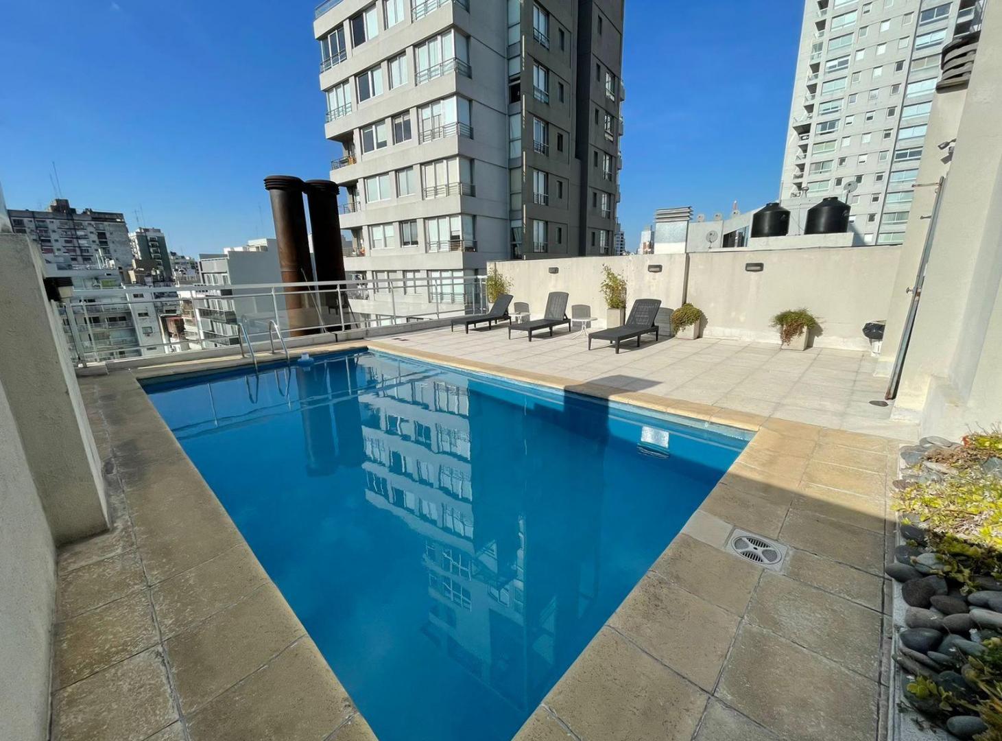 Dúplex de 2 amplios ambientes con balcón terraza y parrilla propia Palermo