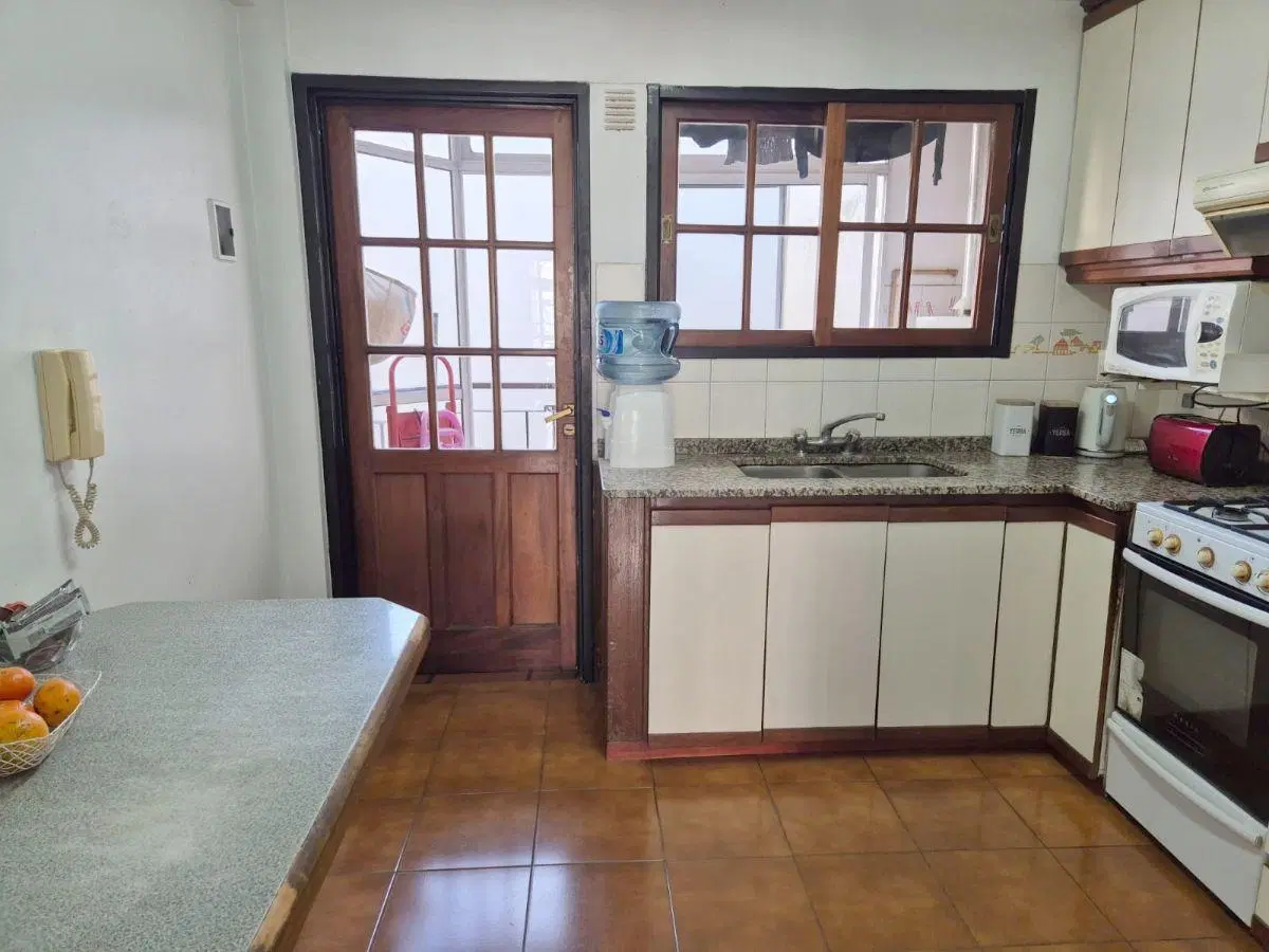 FLORES DEP. 3 AMB TIPO DUPLEX SIN EXPENSAS CON TERRAZA PROPIA Y BALCON MUY BUEN ESTADO 5