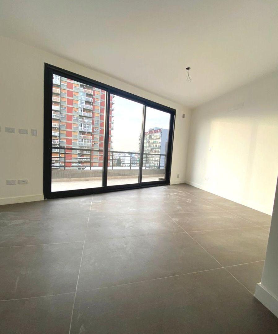 ALMAGRO DUPLEX ÚLTIMO PISO MONOAMBIENTE CON TERRAZA PROPIA EXCELENTE VISTA A MTS. RIVADAVIA