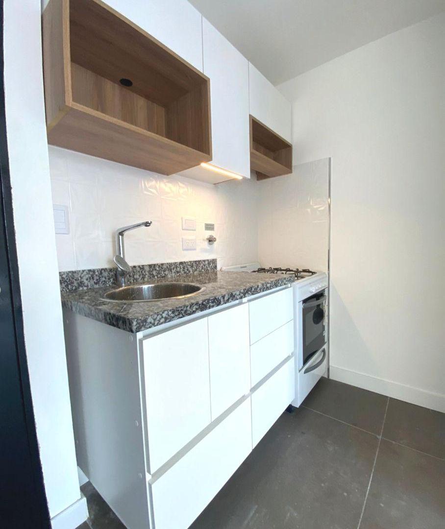 Foto de ALMAGRO DUPLEX ÚLTIMO PISO MONOAMBIENTE CON TERRAZA PROPIA EXCELENTE, imagen 5