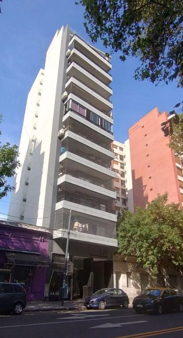 FLORES SEMIPISO 3 AMB EN ALQUILER A MTS AV AVELLANEDA - MUY BUEN ESTADO 2