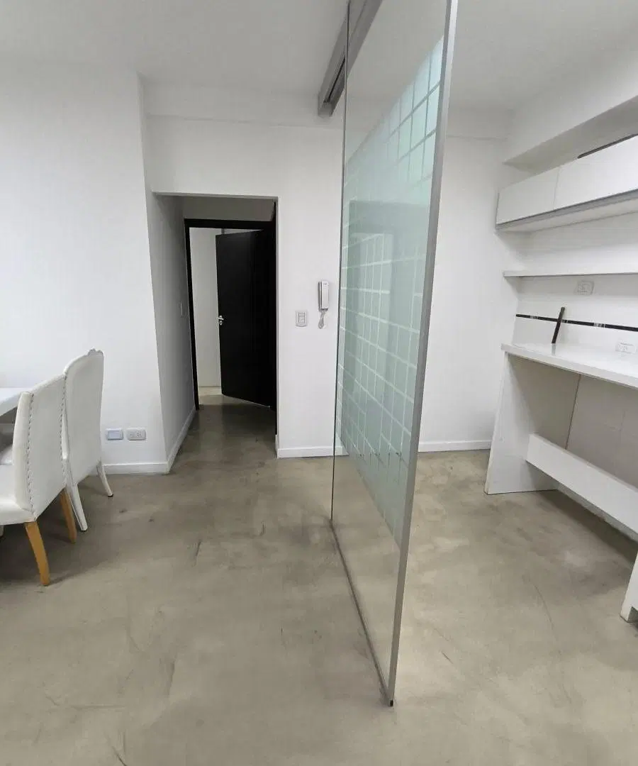 P. CENTENARIO 2 AMB CON PATIO Y PARRILLA A MTS DEL PARQUE. P.B. APTO VIVIENDA O USO PROFESIONAL 2