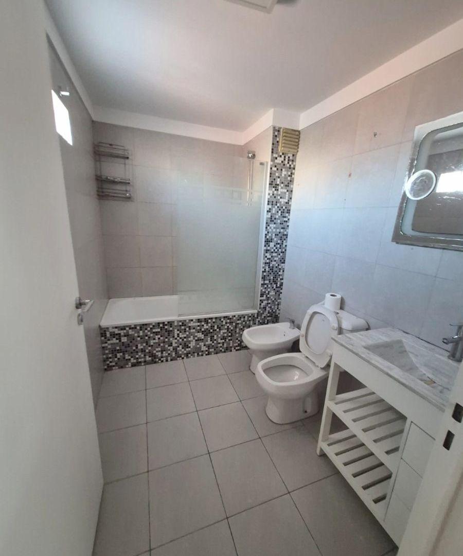 Foto de SEMIPISO 3 AMB. FLORES A MTS. AV BOYACÁ EN VENTA MUY BUEN ESTADO !!!, imagen 4