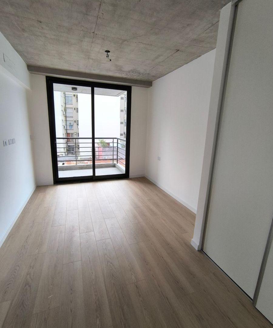Foto de DEP 2 AMB A ESTRENAR V CRESPO DORM SUITE 2 BALCONES - APTO PROF.- PROX, imagen 2