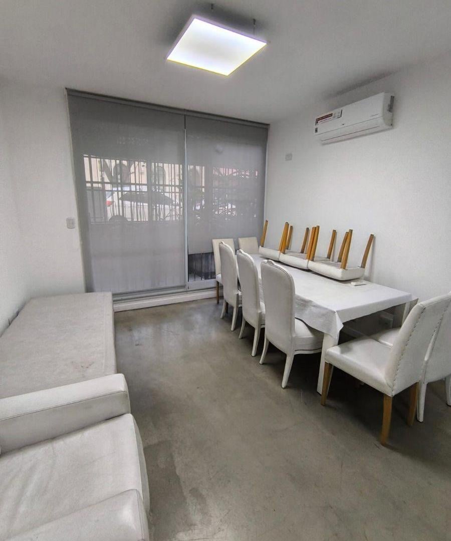 Foto de V. CRESPO DEP 2 AMB PB. CON PATIO Y PARRILLA - A PASOS PARQUE, imagen 4