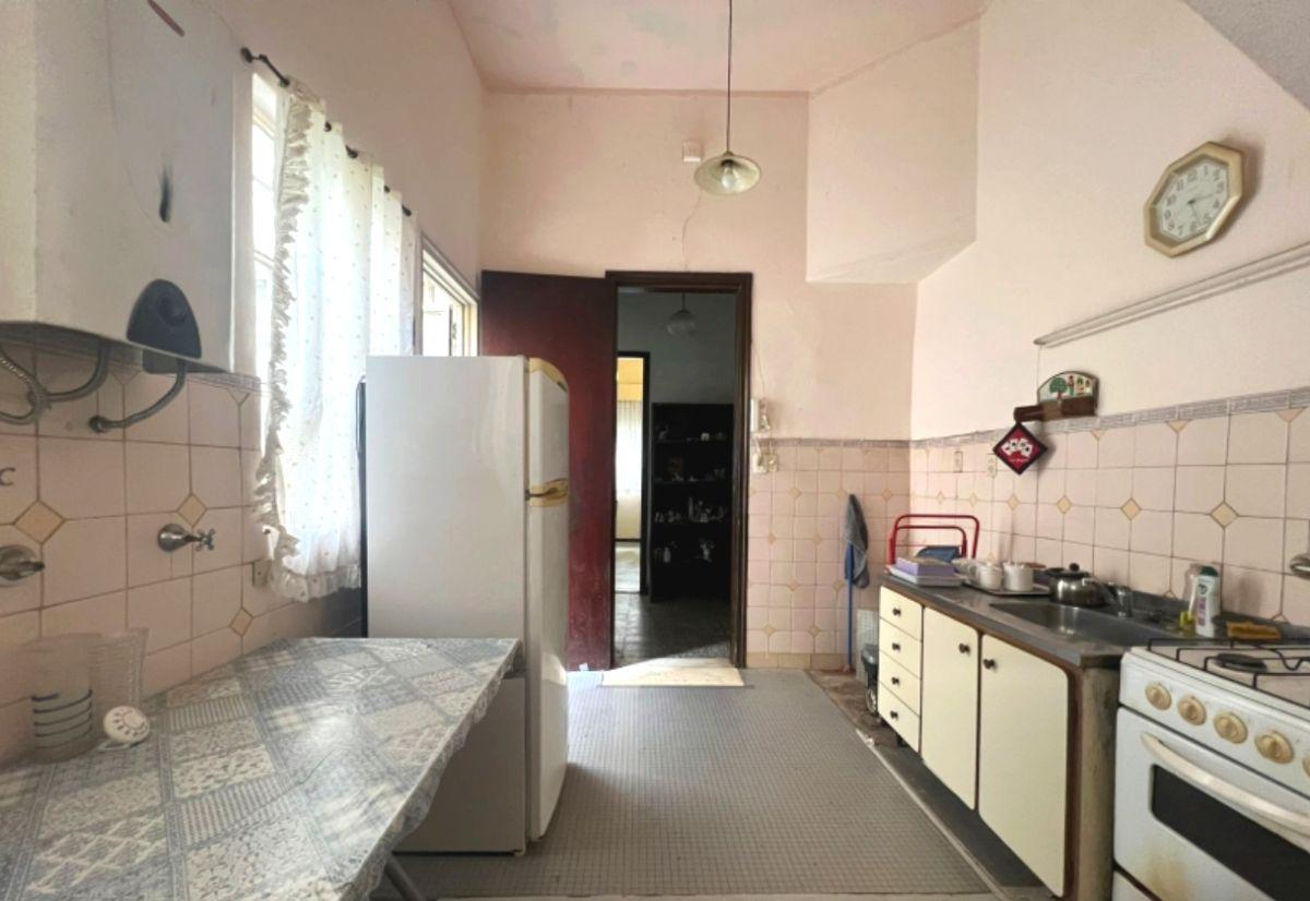 Foto de CASA 4 AMB P. BAJA EN VENTA - V. MITRE / FLORES NORTE -APTO CRÉDITO, imagen 4